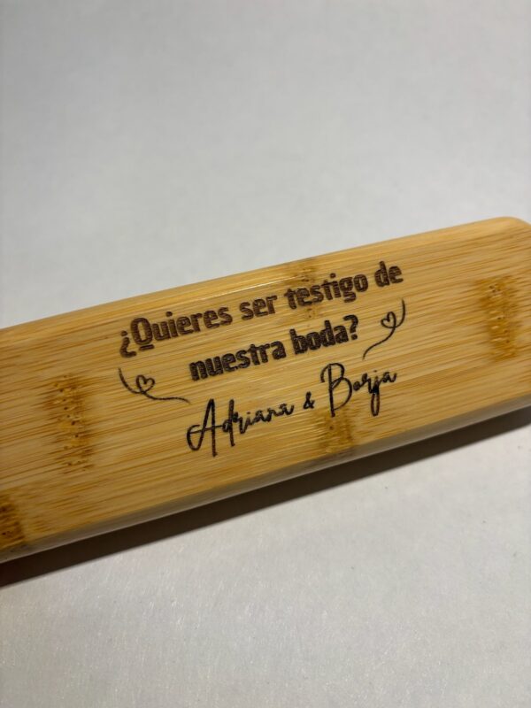 ESTUCHE BOLIGRAFO TESTIGOS BODA - Imagen 3