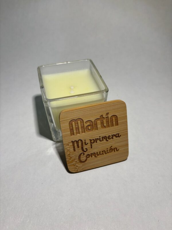 VELA CON TAPA DE MADERA PERSONALIZADA - Imagen 2